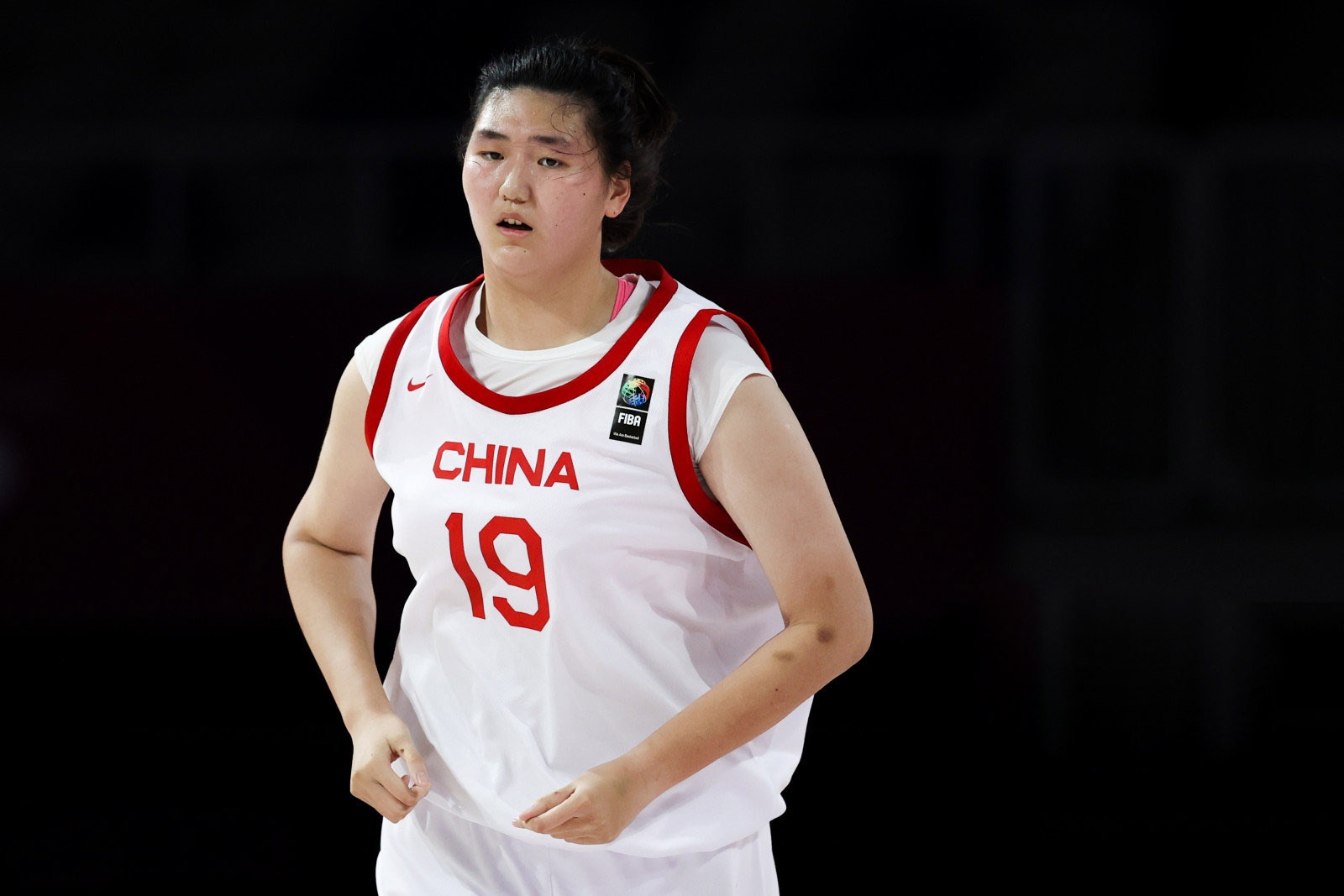 進(jìn)攻完全打開(kāi)！中國女籃半場(chǎng)49-44日本女籃 手握5分優(yōu)勢