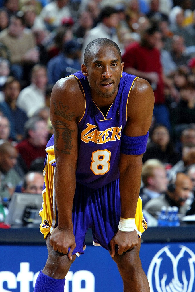 阿里納斯：現在社媒不喜歡任何人 即使科比放到現在也就是個(gè)刷子