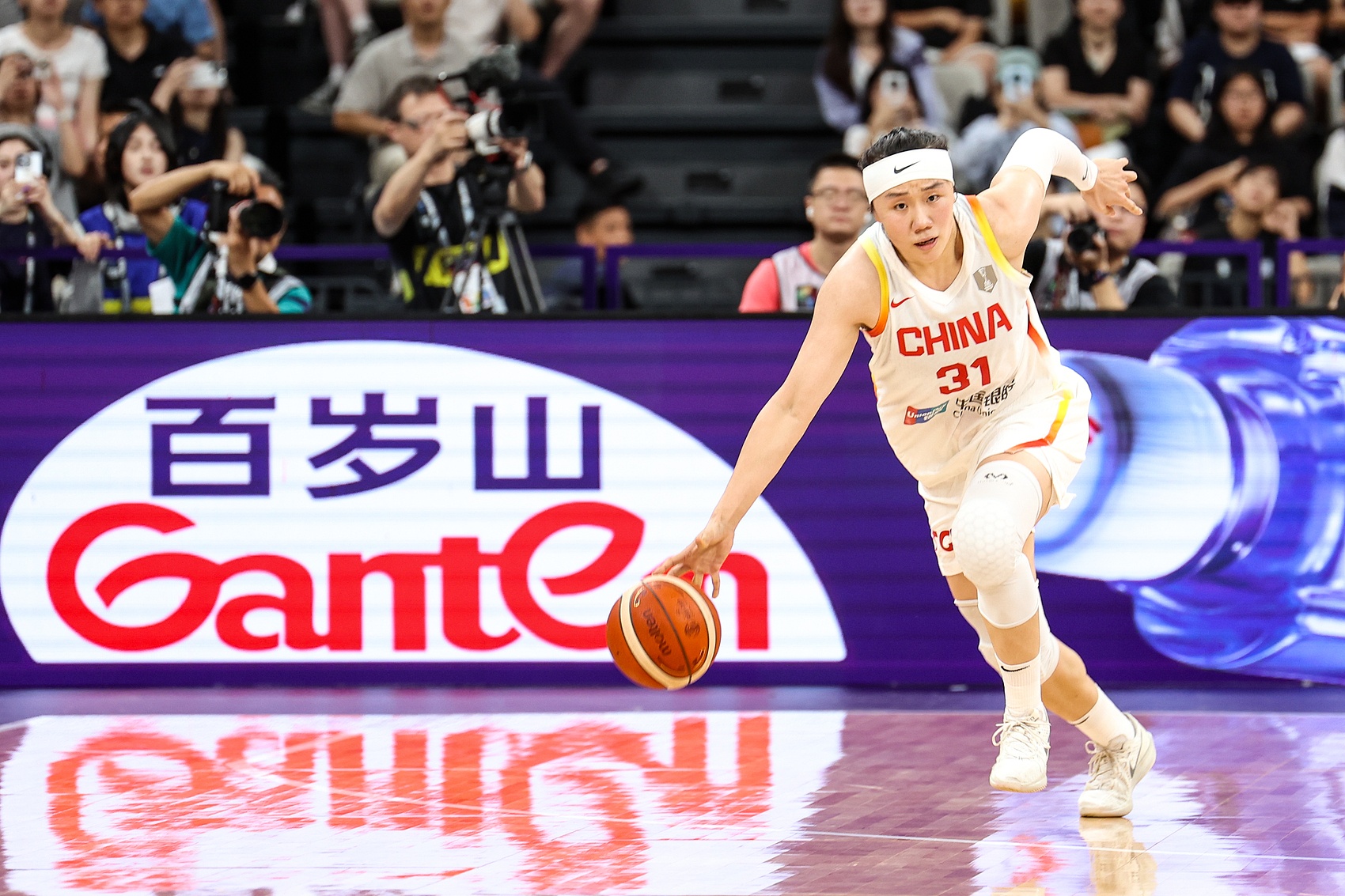 耳朵縫針后帶傷出戰！賈賽琪：長(cháng)風(fēng)破浪會(huì )有時(shí) 直掛云帆濟滄海