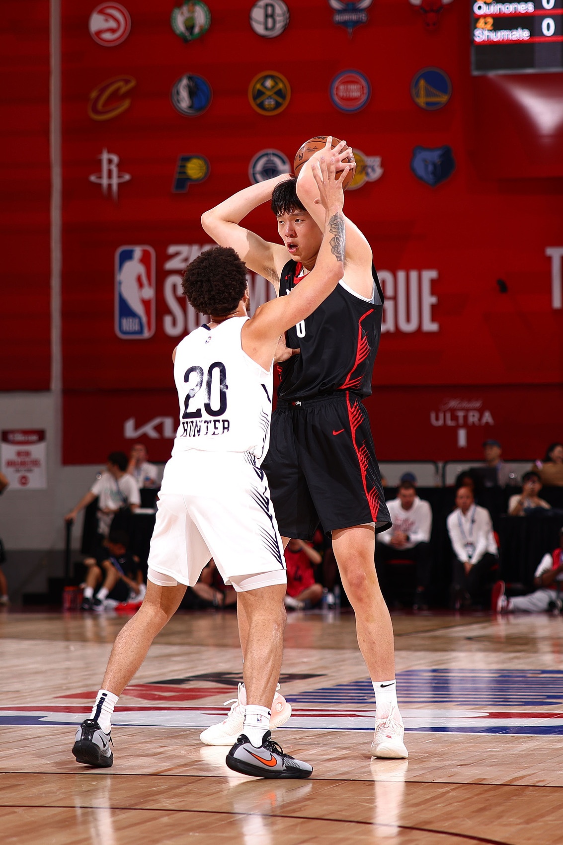 楊瀚森：CBA對抗特別激烈 NBA是主動(dòng)尋求身體對抗 每個(gè)都為爭飯碗