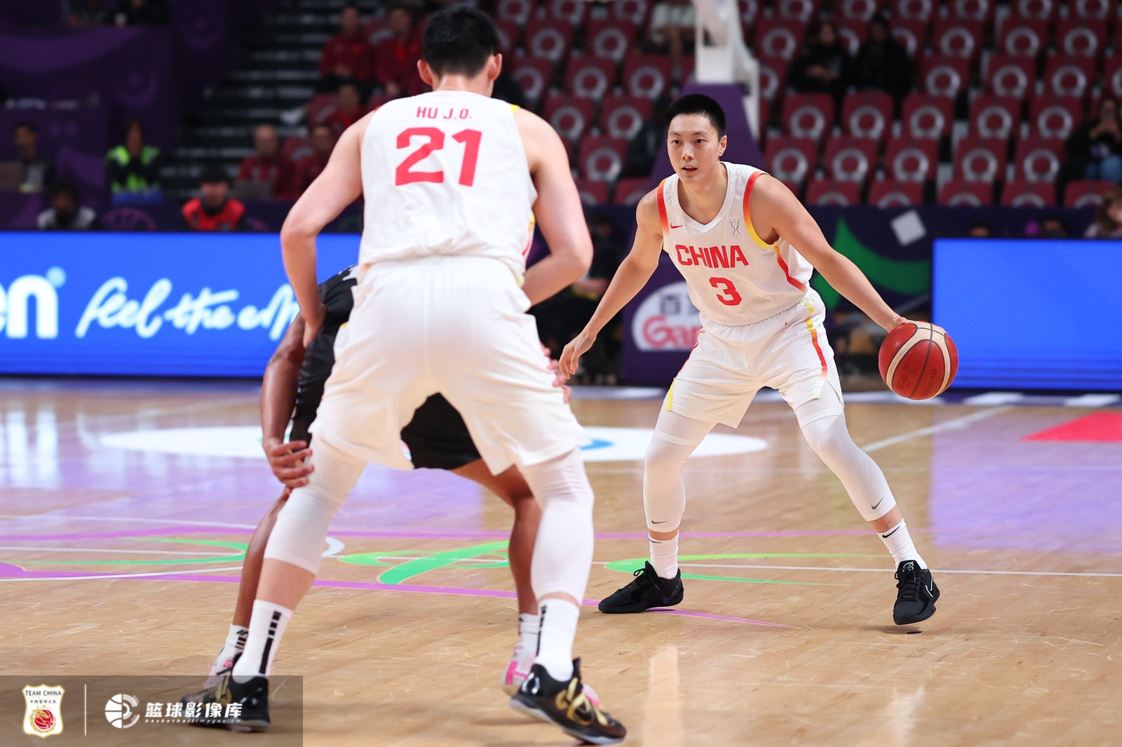 媒體人：我們沒(méi)什么好怕的 輸贏(yíng)不在考慮范圍內 繼續打現代籃球！