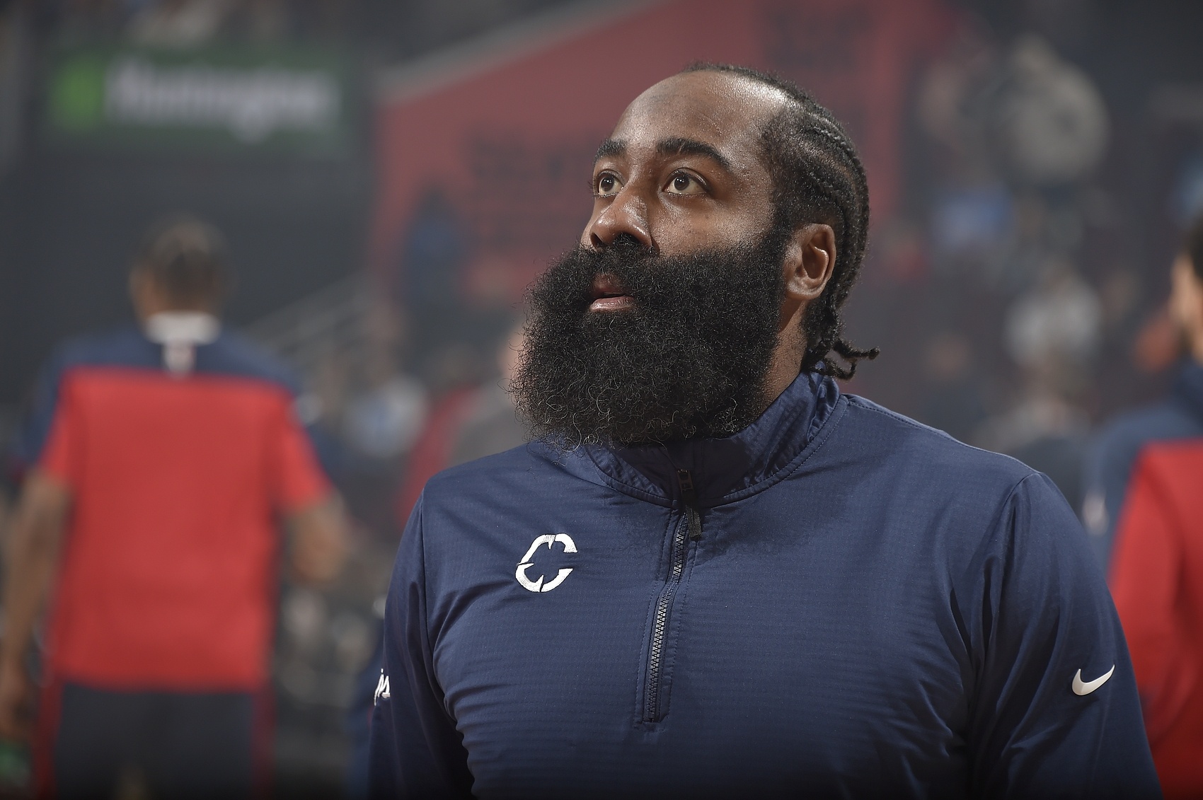 夸梅：哈登夏天只會(huì )抽煙喝酒 在海外進(jìn)監獄 和脫衣舞娘開(kāi)派對