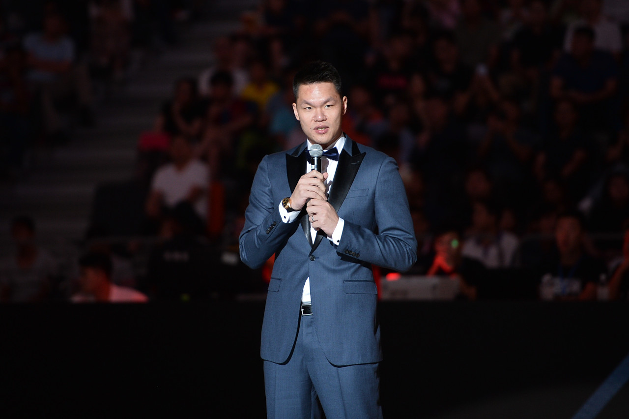 朱芳雨歷年壓哨抄底操作：23年趙睿單換周琦 25年換來(lái)兩位國手