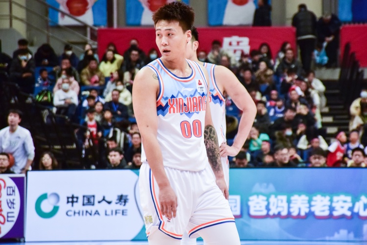 媒體人：北京會(huì )付出符合趙睿量級轉會(huì )費 情字比那筆錢(qián)更有驅動(dòng)力