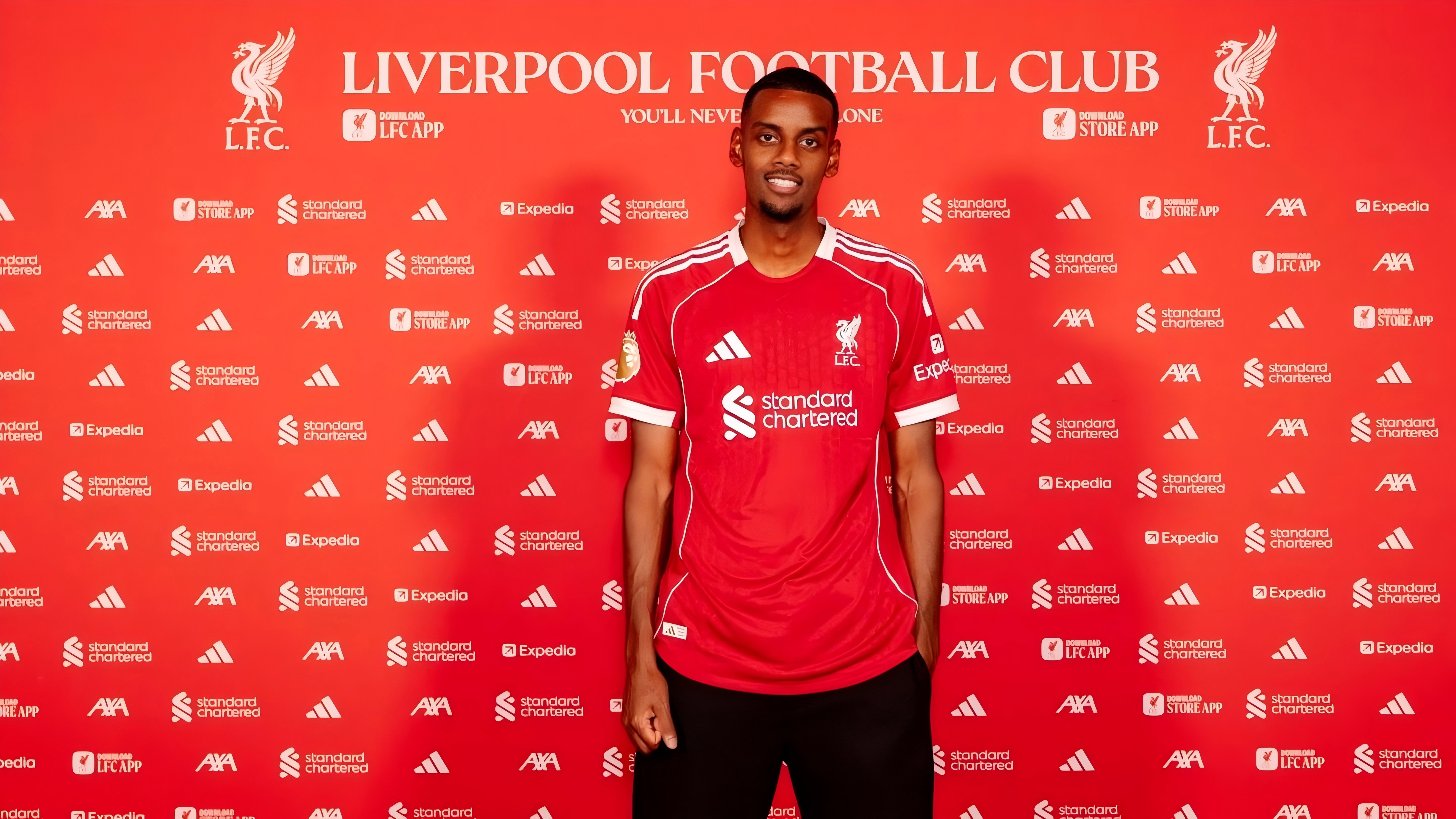 穆倫斯?。阂了_克會(huì )取代?；倏说奈恢?，利物浦也可以打雙前鋒