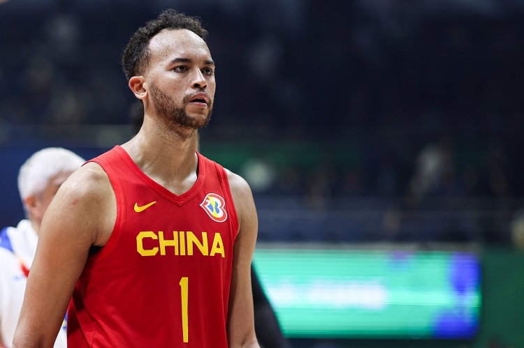 真摯的祝福！祝男籃首位歸化球員李凱爾32歲生日快樂(lè )！??