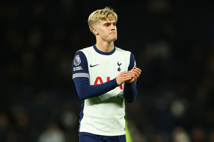 熱刺小將貝里瓦爾談曾與巴薩總監德科會(huì )面，但決定加盟熱刺