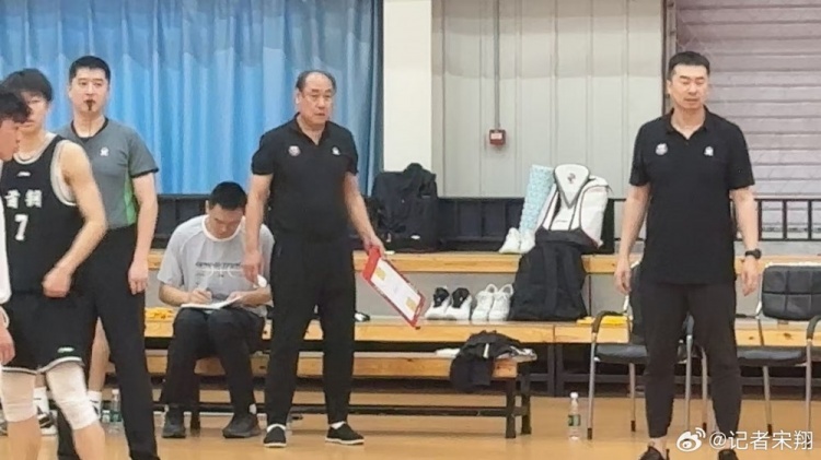 朱彥西已在北京男籃青年隊開(kāi)始工作 與前隊友王驍輝搭檔